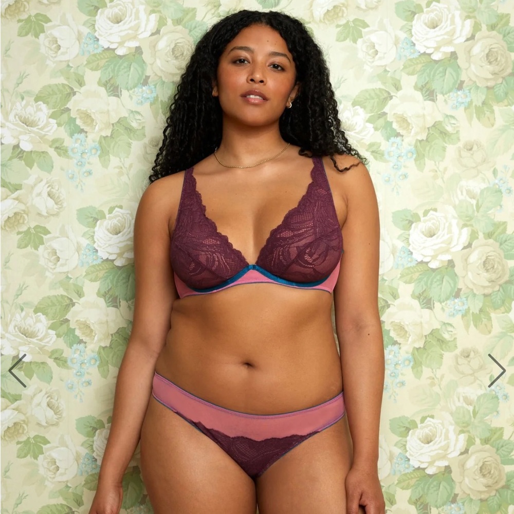 NWT dora larsen lingerie set